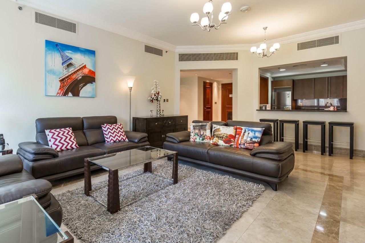 Beachfront Two Bedrooms On Palm Jumeirah By Deluxe Holiday Homes Dubai Exterior foto